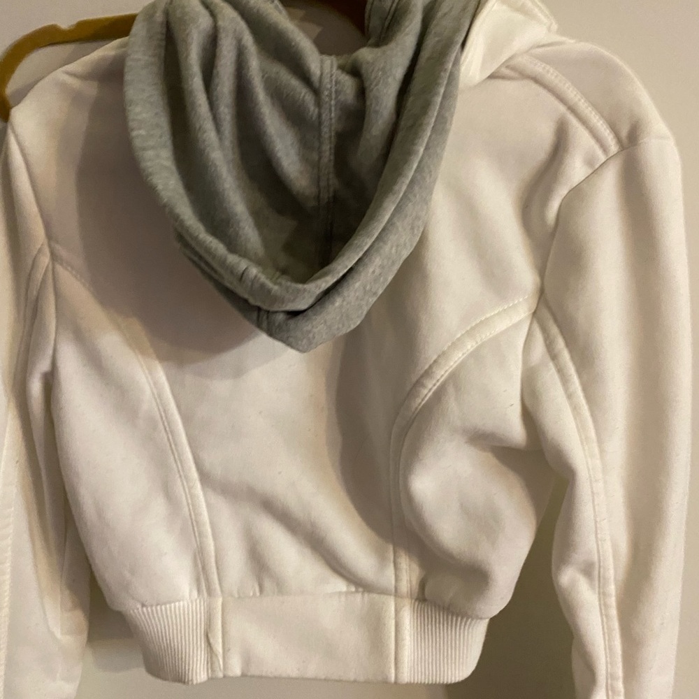 Cropped jacket - Picture 2 of 2